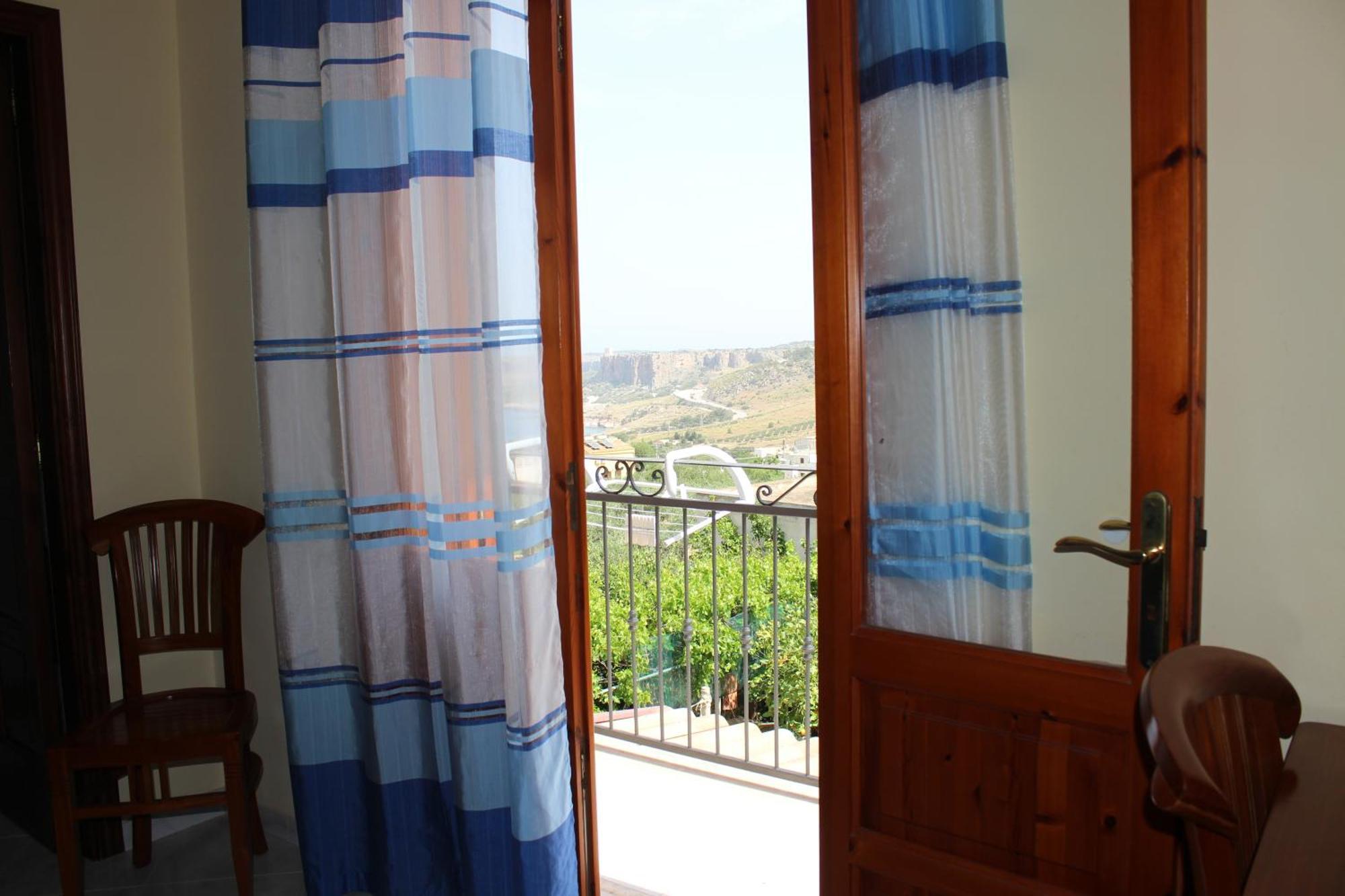 Raggio Di Sole Bed & Breakfast Macari Zewnętrze zdjęcie