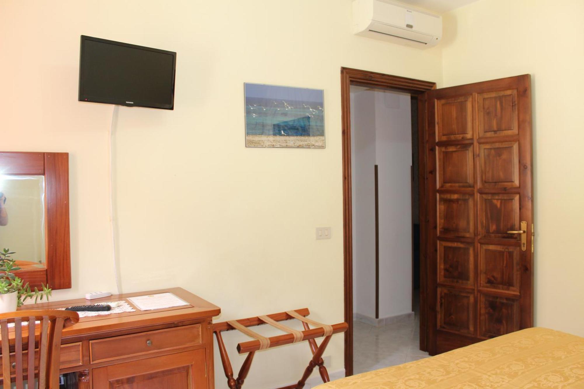 Raggio Di Sole Bed & Breakfast Macari Zewnętrze zdjęcie
