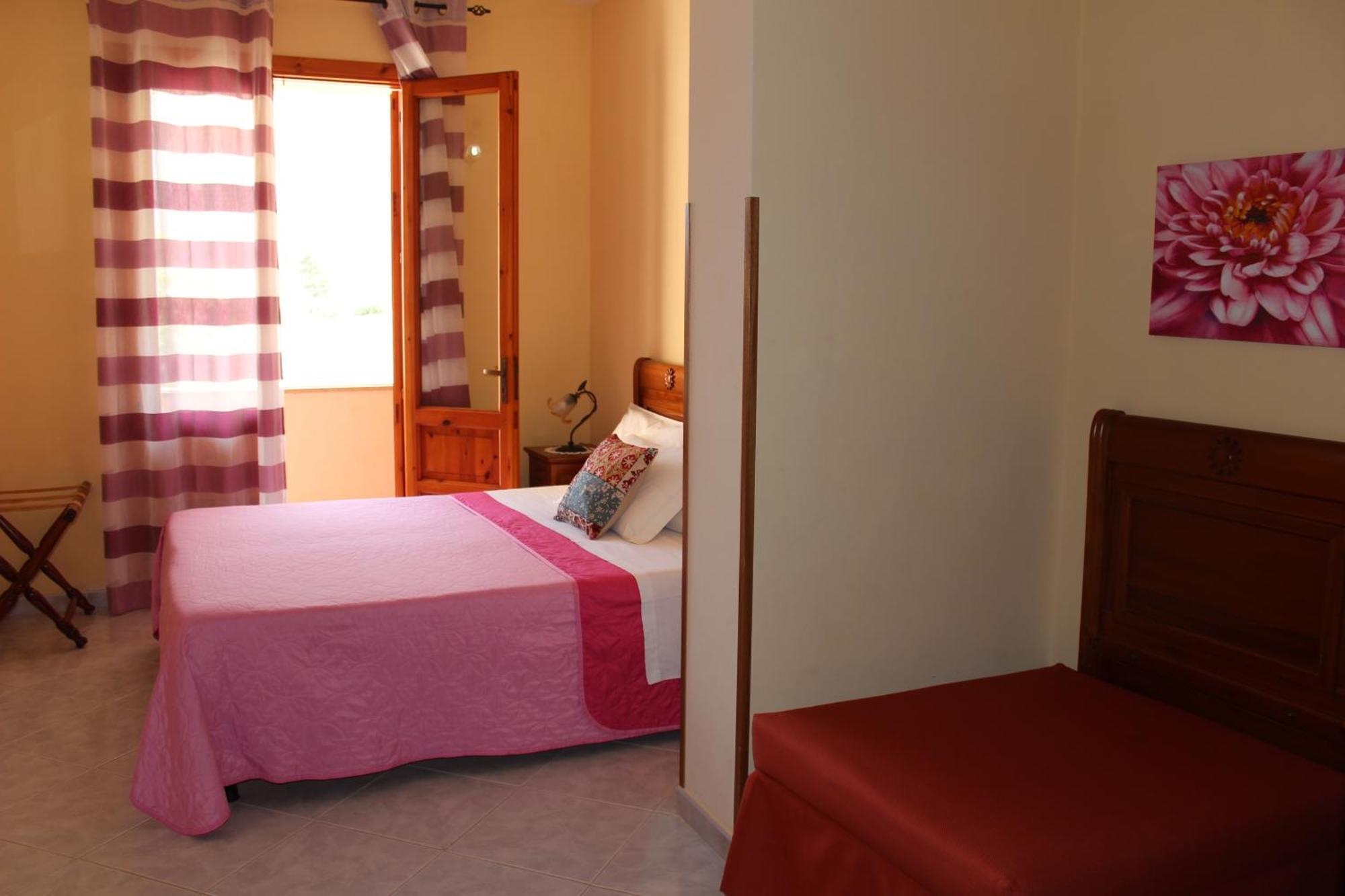 Raggio Di Sole Bed & Breakfast Macari Zewnętrze zdjęcie