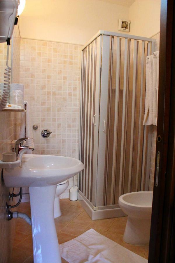 Raggio Di Sole Bed & Breakfast Macari Zewnętrze zdjęcie