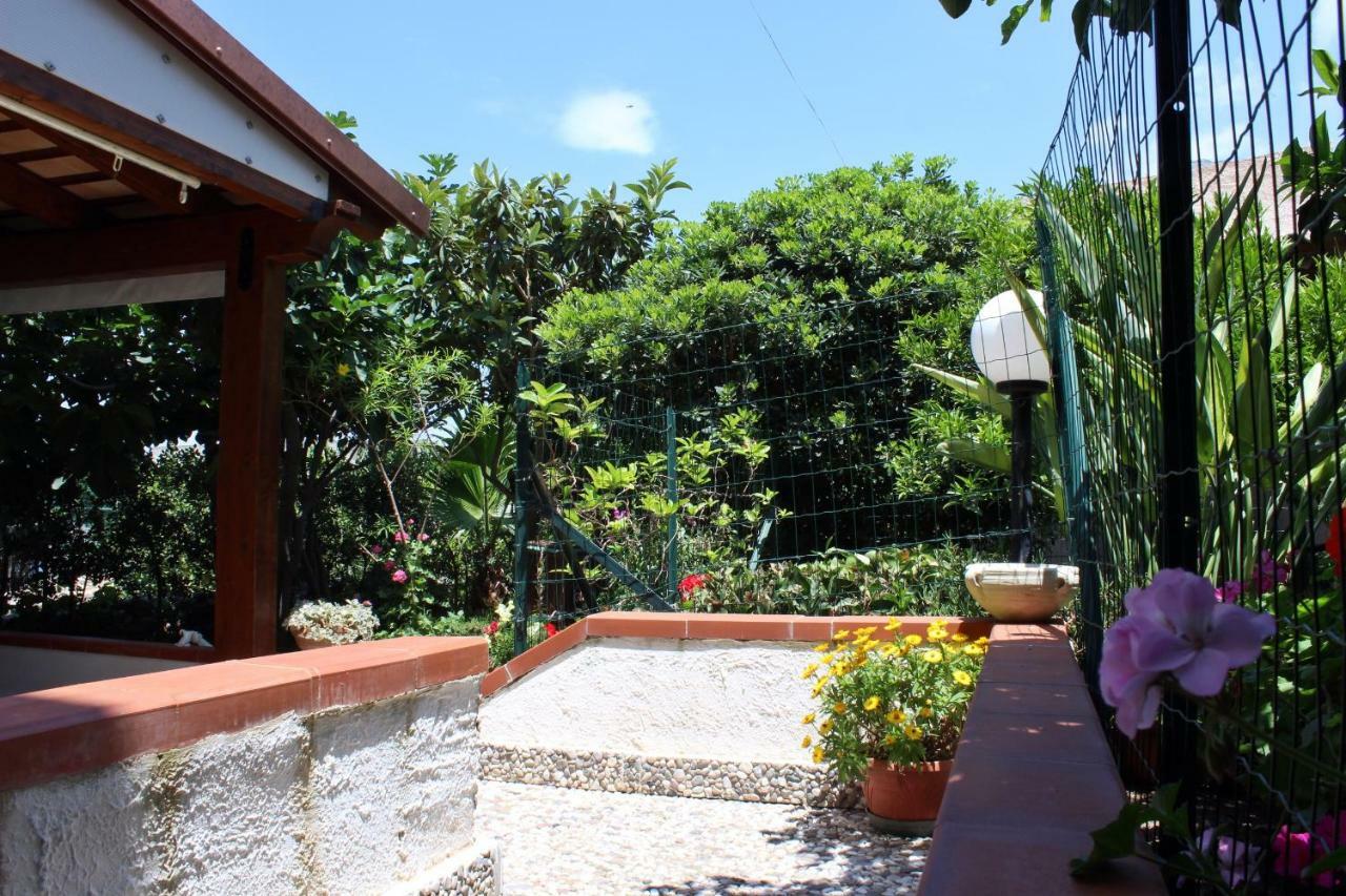Raggio Di Sole Bed & Breakfast Macari Zewnętrze zdjęcie