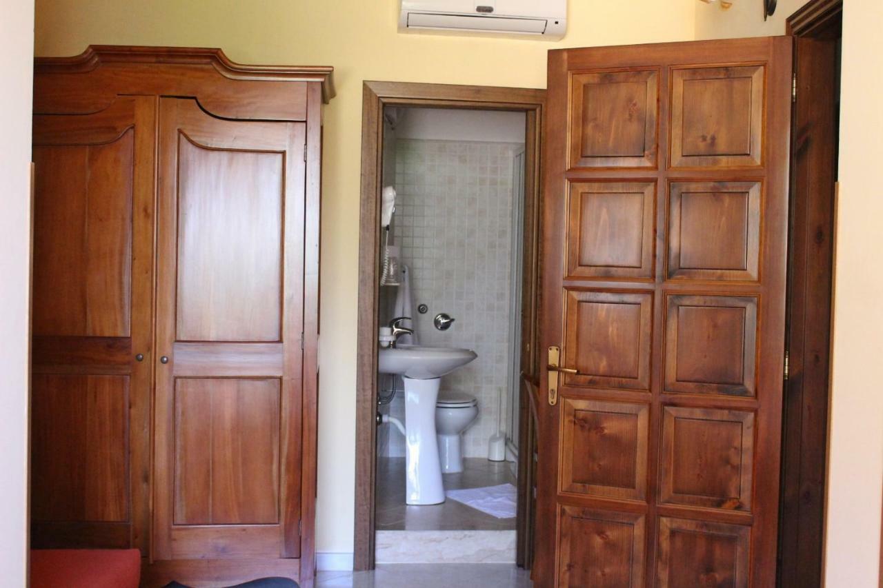 Raggio Di Sole Bed & Breakfast Macari Zewnętrze zdjęcie